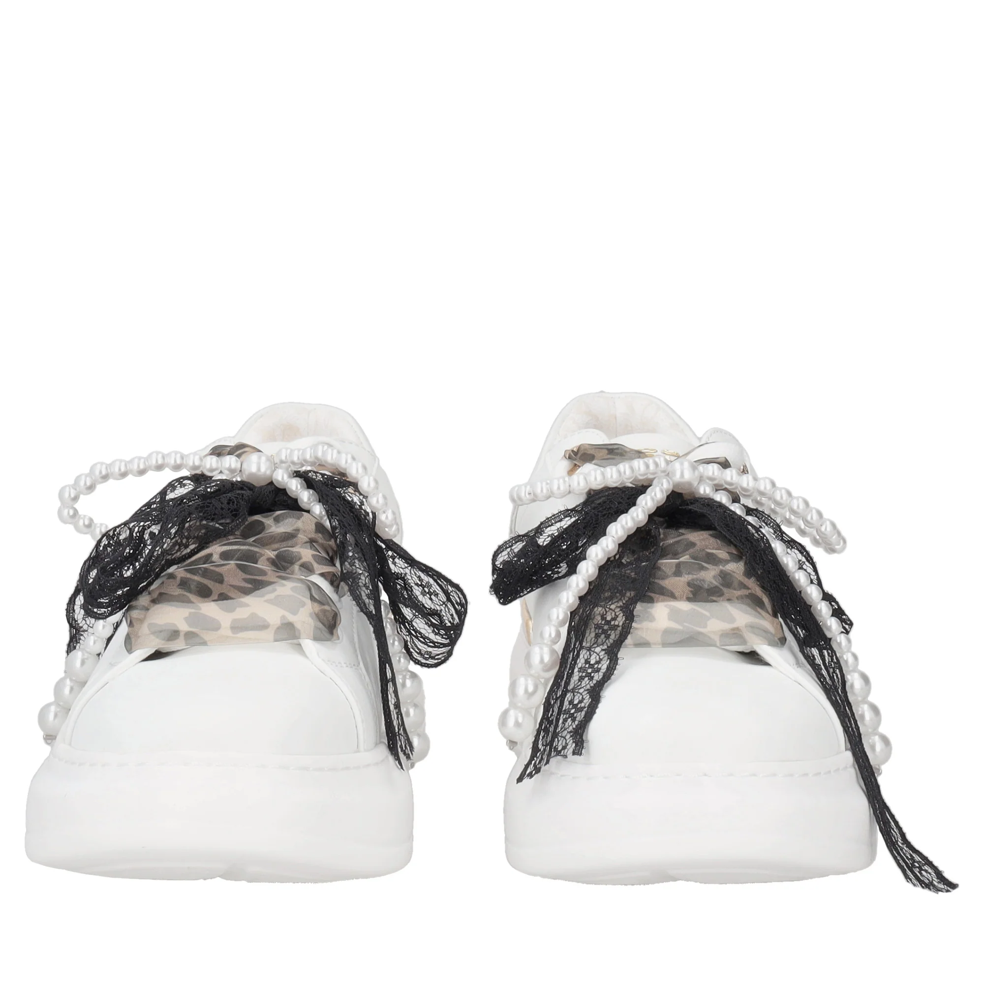 Sneaker Carol in pelle con fiocchi e perle colore bianco - Image 3